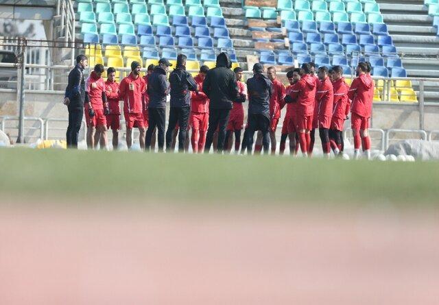 پرسپولیس در حضور خبرنگاران گرم کرد پرسپولیس در حضور خبرنگاران گرم کرد