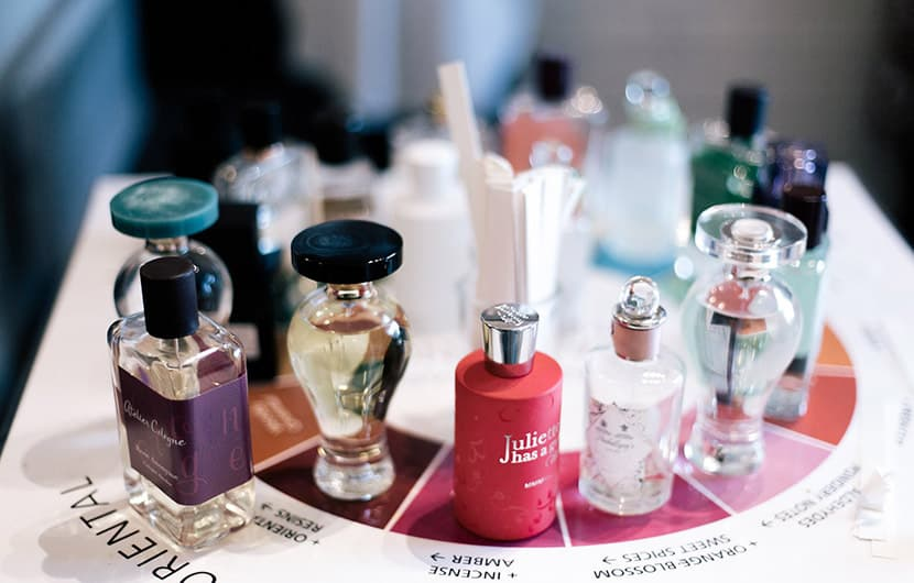 چرا عطر شما ماندگاری کافی ندارد؟ چرا عطر شما ماندگاری کافی ندارد؟