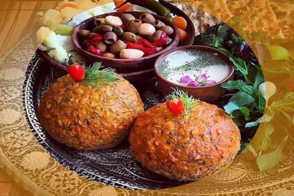 نخستین جشنواره گردشگری غذا و هنر آشپزی ایرانی در آذربایجان نخستین جشنواره گردشگری غذا و هنر آشپزی ایرانی در آذربایجان شرقی برگزار می گردد