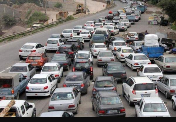 ترافیک سنگین در محورهای چالوس، هراز و آزادراه قزوین، رشت ، آخرین شرایط راه ها