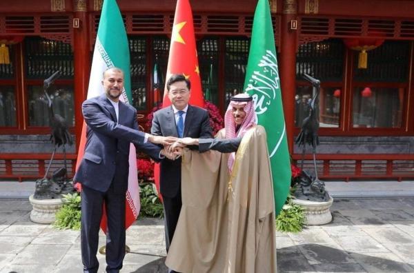 جزئیات بیانیه و توافقات مهم ایران و عربستان ، تصویر یک دست سه نفره خاص ، تشکر ویژه از چین